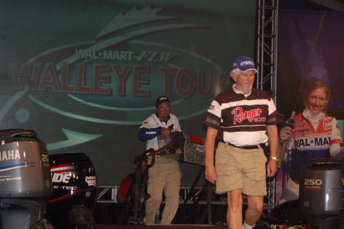 501FF596-0839-4679-B9A6-F65B093166AA