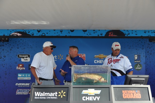 5167C476-7FA7-4FF1-86A5-18B4E95DE1B5