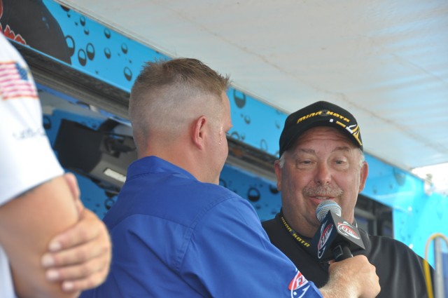 52BF2CE8-0765-46D5-8262-7091E7E59217