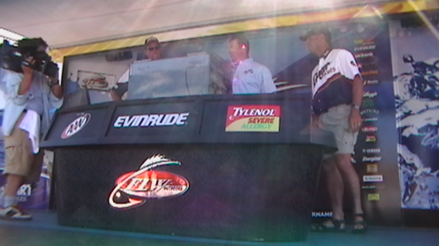 52F33C5E-7597-4551-A3F7-55C93C2B91F7