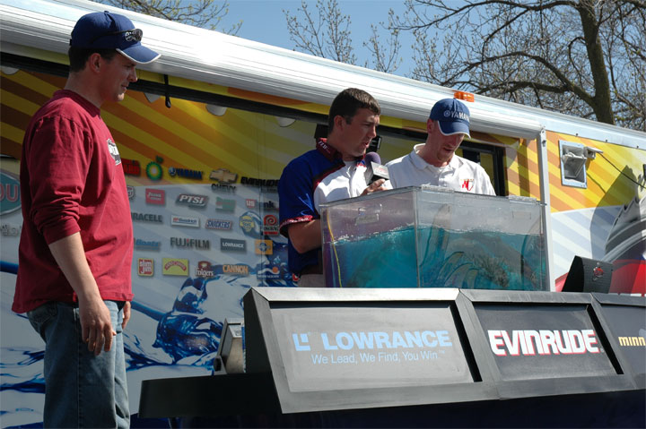 53B61D11-8FE1-4676-BE7F-31912452F0C3