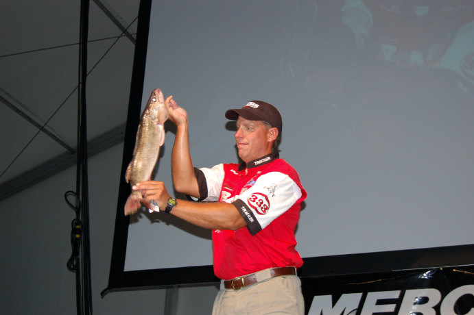 56BB4C39-C98F-4447-A935-D3D9AC07BBB8