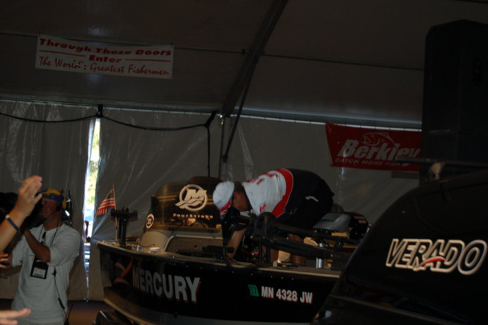 59A9C295-EEF4-4197-A2B5-5015DC274E12