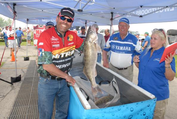 59F7A902-092F-46D0-8E48-FB71CF2FB0DB