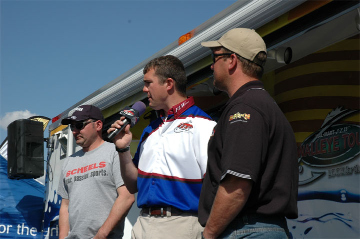 5B1523F2-6899-409C-8737-3BC26C5E6461