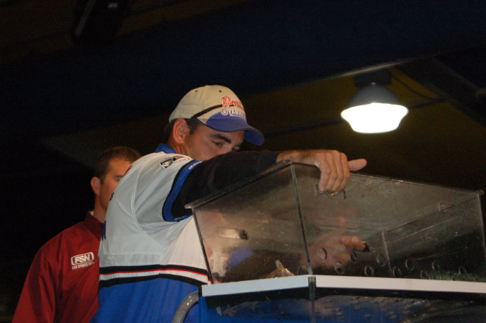 5FD6B55B-C7FC-44A1-A4FA-CC641A615822