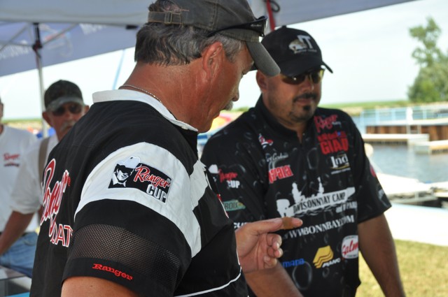 605027B5-69B1-4436-AAC7-4EBDE4A8F26F