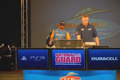 61B62D40-402F-4763-A3A0-76FA7908CA15