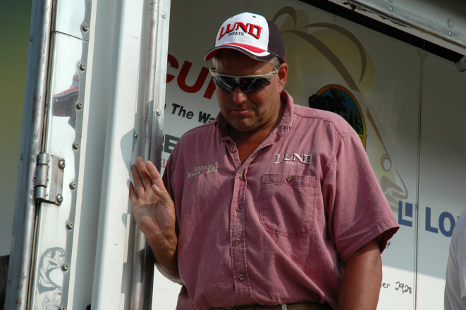 63CE7DCE-887B-416D-8F47-96AD2B19B70C