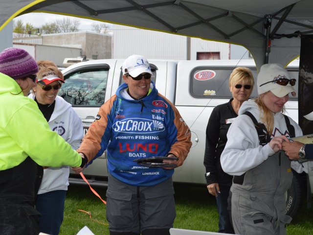 65601C7B-917F-45D8-B274-B5299BBCA28C