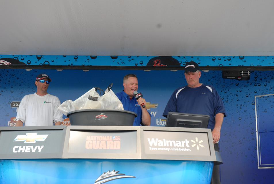 656569AE-9E2D-4D73-92F8-748228B4B499