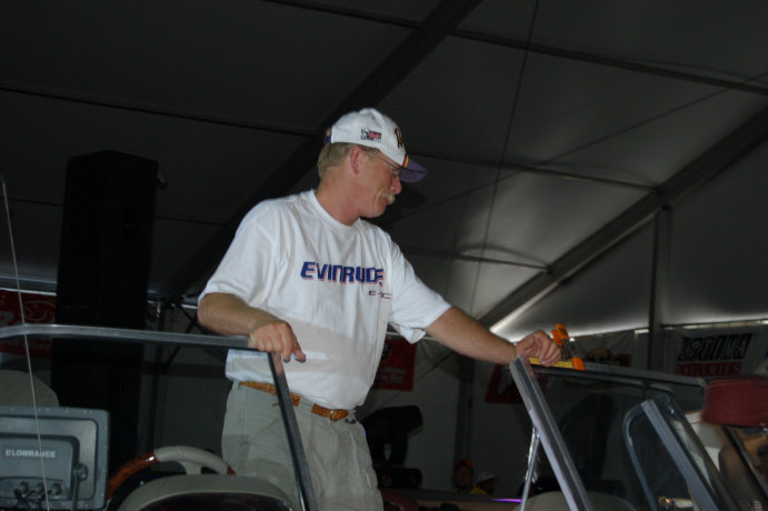 68708AB4-DF16-4B76-B93B-675F401F2758