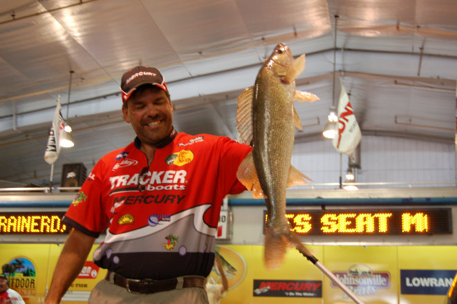 69D32FFC-C9A9-4E91-BAAA-93CAC3FD3E6E