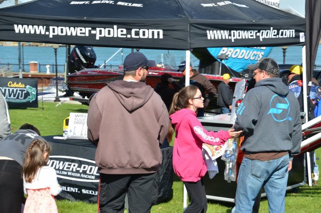 6A9B92F9-6AF2-4CB5-A582-9FF94685BCDB