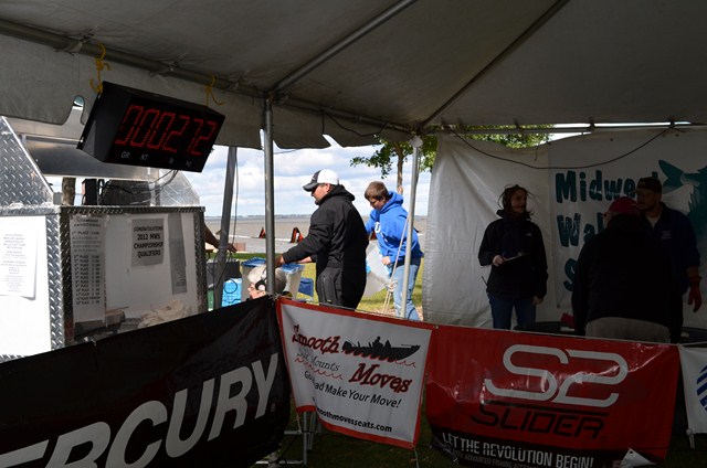 6AD607B9-61C4-4E01-B737-F0AD61FB8922