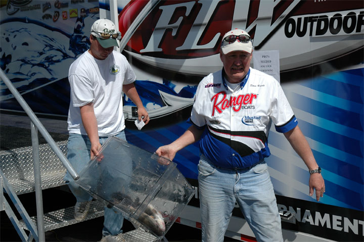 6B9E16CC-C3B3-4A69-82FE-FE46595E99AB