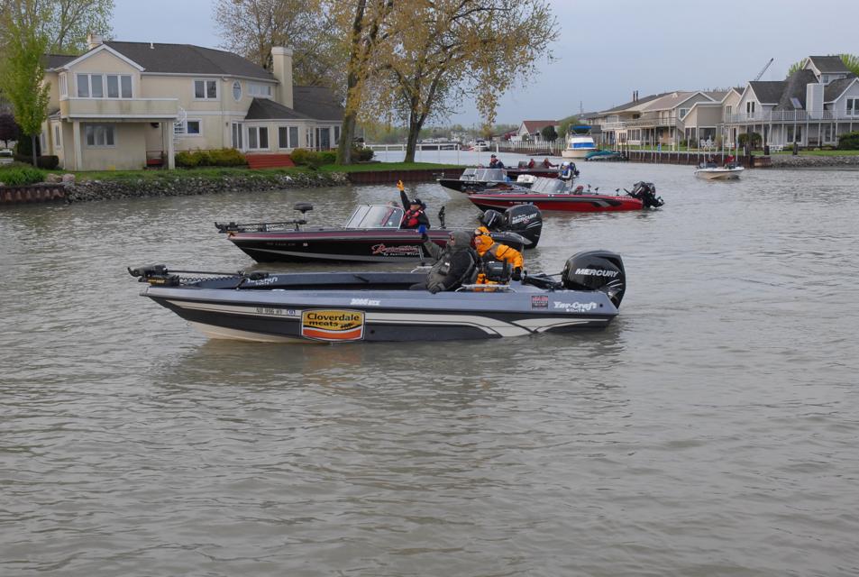 6D084603-C902-426F-84F3-81AC24B9DCE0