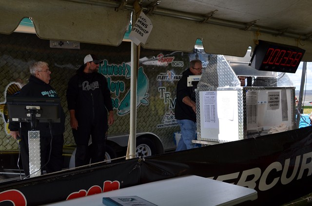 6E5B4E20-315D-4948-B07D-50F49878C3A3