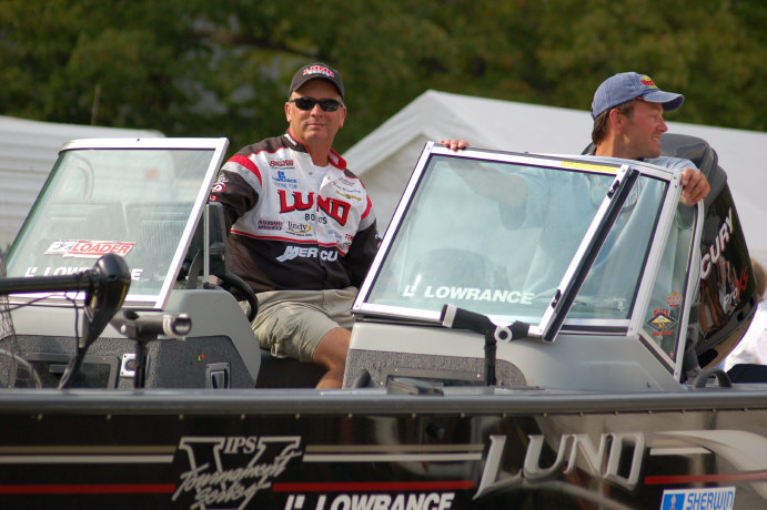 76223B2D-272F-43E1-8572-EE29396D8933