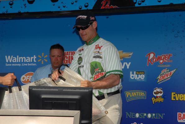 7A8F67F2-496A-4527-8D94-096A768FB02F