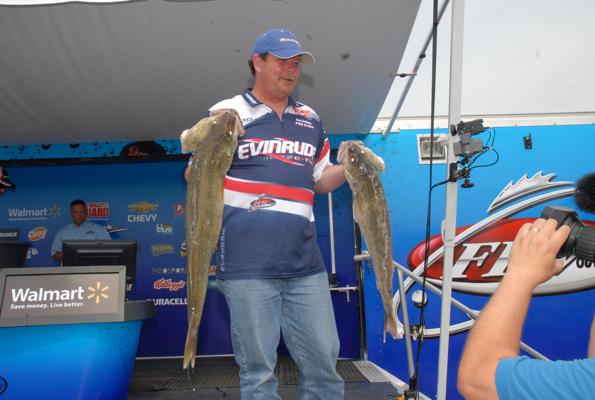 7BAC9DF6-A9D5-48A6-B366-9EC97AA0C115