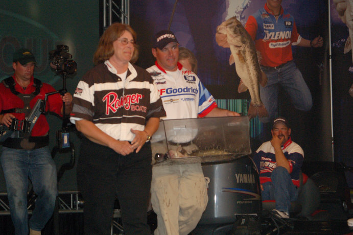 7BCCB3CB-0FFA-4552-90D7-4AC082124D70