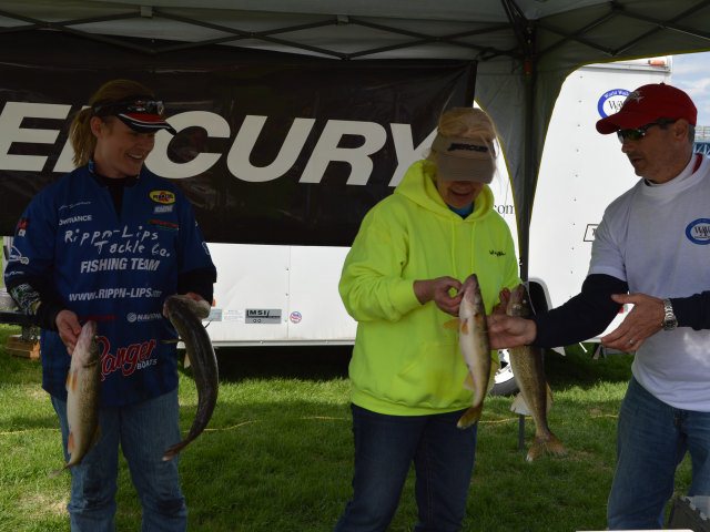 7C5D1C1D-9D57-470A-8EE9-4E903E1F28FB