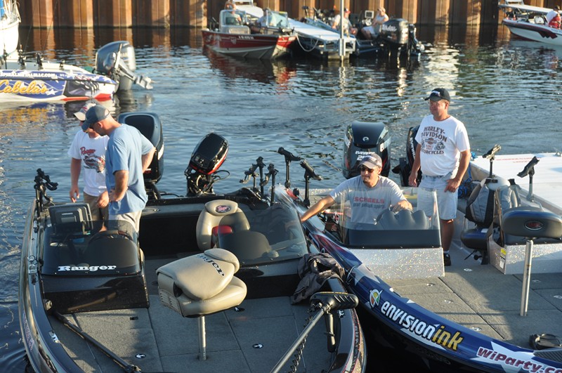 7CF6A98E-5271-426D-81A8-378017CBF748