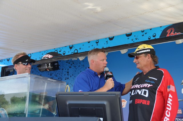 7D2B9FD2-2679-407A-9C69-15E9B0FB31C0