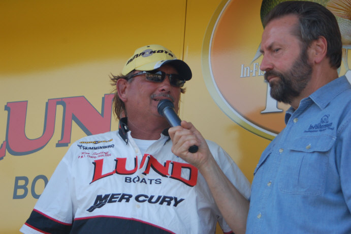 7D307D9D-F5AD-41D3-849E-28D864E513A3