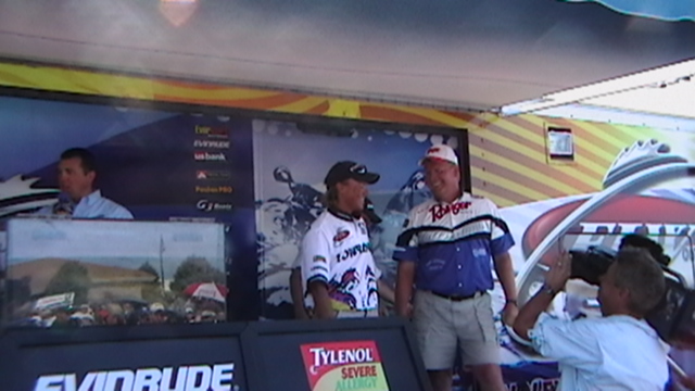 7D42E117-AD95-4D50-9DCE-1ED66B9DB480