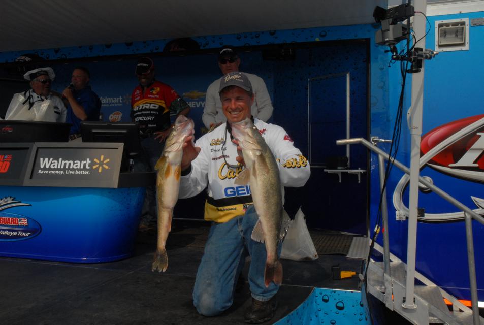 7F5FBBAB-920F-49DB-B131-FBBAD5F76B2D