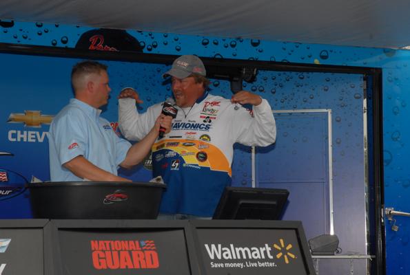 7FA6A74C-974E-4A8B-AA69-91E4D559F6AF