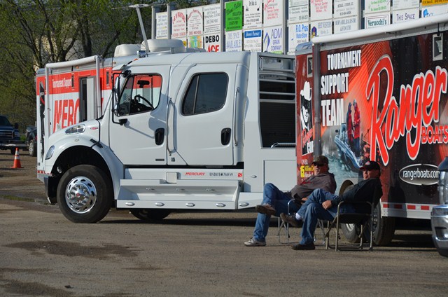 7FB2589A-2E2D-453A-947C-396B4B40283E