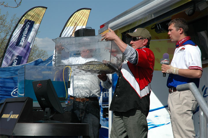 80173D3A-F07F-4817-B9E1-C4A7A6A2AE09