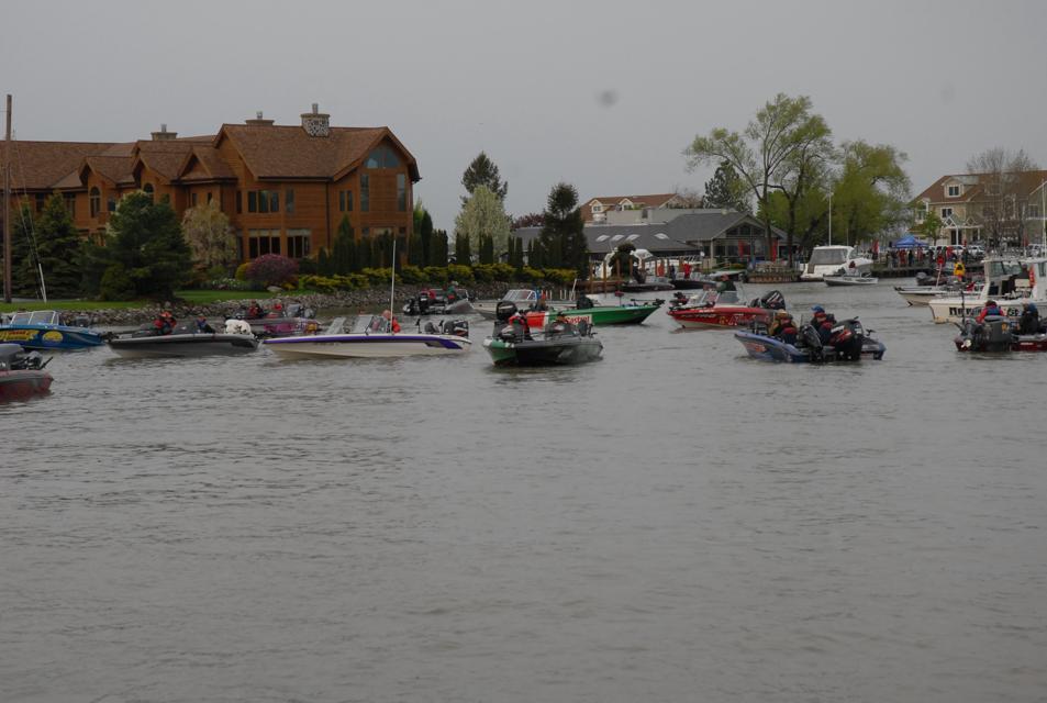 82EA671C-CFF7-4CF5-BCE4-F31D73B5B057