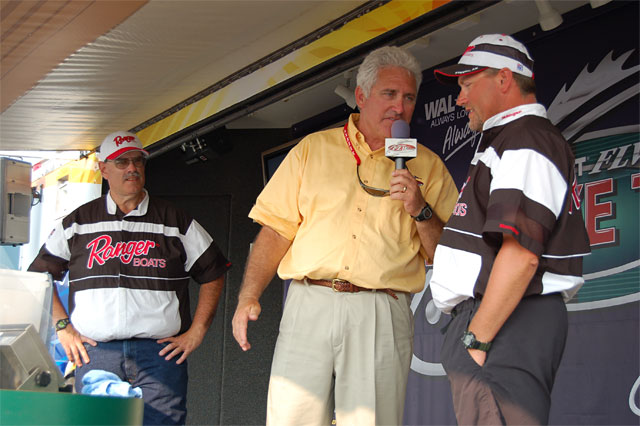 83CD061D-957B-48BF-90B9-95D825E2CA46