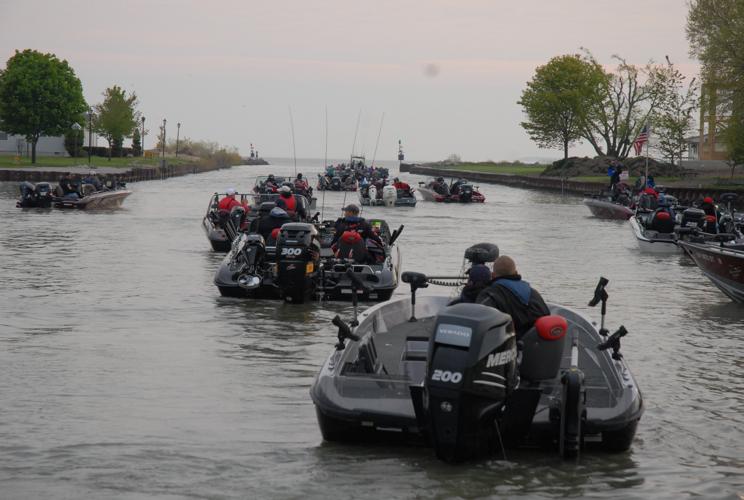 8500F03D-DEF6-42D7-8852-4F048FAFD7A0