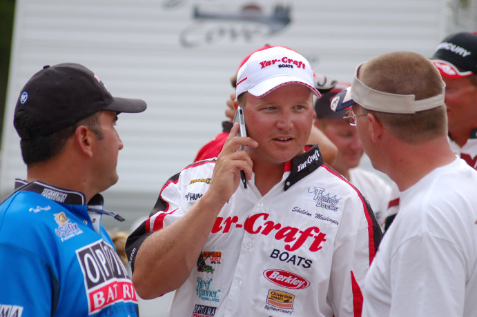 85E98110-A3F1-4F8B-B286-D7D973465738