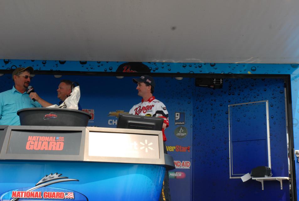 861A114B-7946-4B9B-9F5A-9CCAC4AA7327