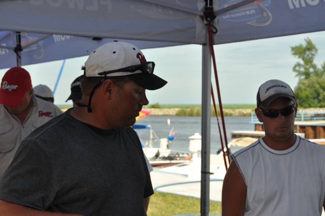 86583B42-112E-47B6-A183-884BC0F1EC8D