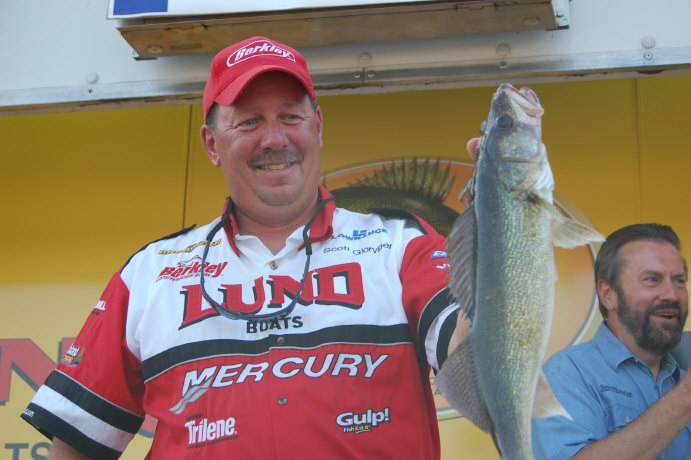 87593BF9-1136-4F04-B3FA-48B5A3E5619E