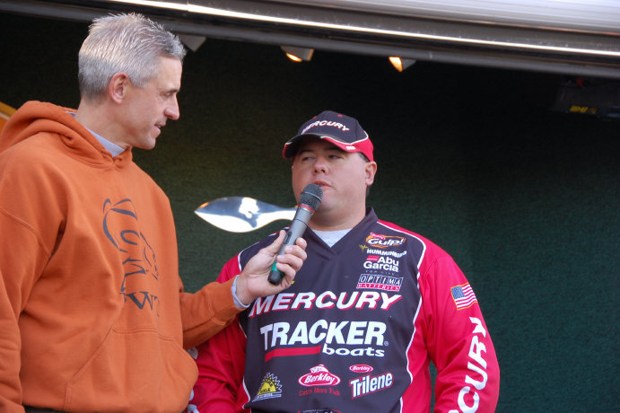 87BFDAEF-0905-4E2B-947B-ADFAC4B96871