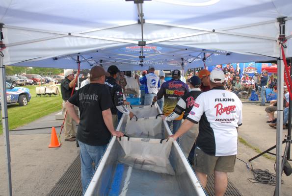 88EDAE84-AFC8-426F-ADA6-BDF149159A00