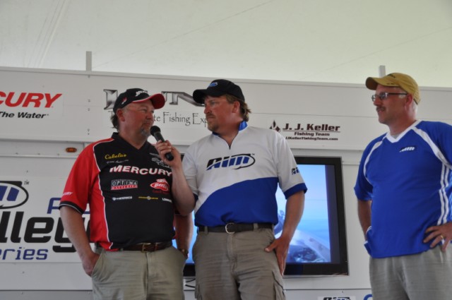 898D0B07-1361-4B2A-B9FD-0EBB6278EAA2