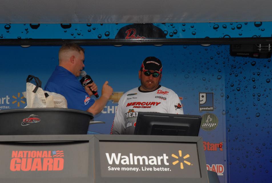 8A00B679-FFAA-437C-838A-58D9AD4893E7