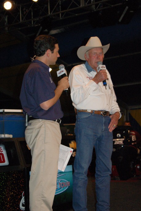 8A3B2E5E-4C83-4D18-A885-1A4C08A03BED