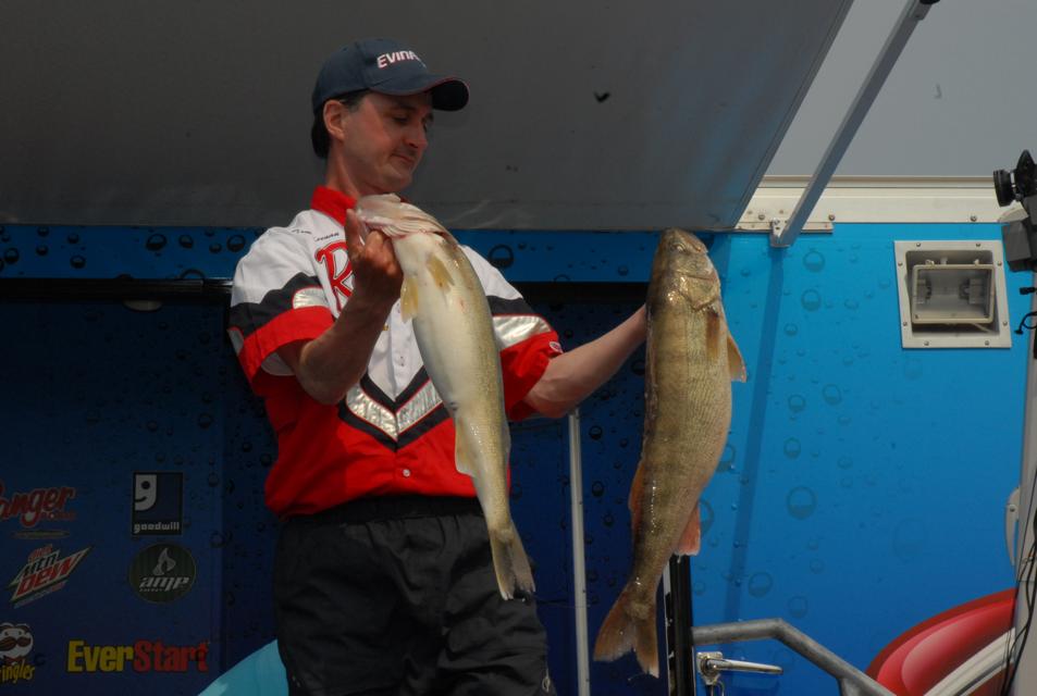 8AC31E97-1451-455C-9D86-C99033751E21