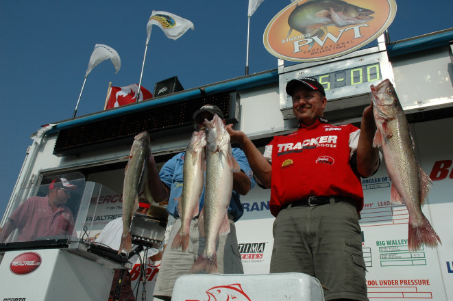 8AFD01C2-9573-46FE-8D9F-82410378A3D1