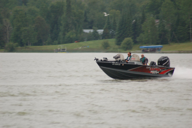 8B52C6FB-AAEE-40E2-B659-57BF665126FE